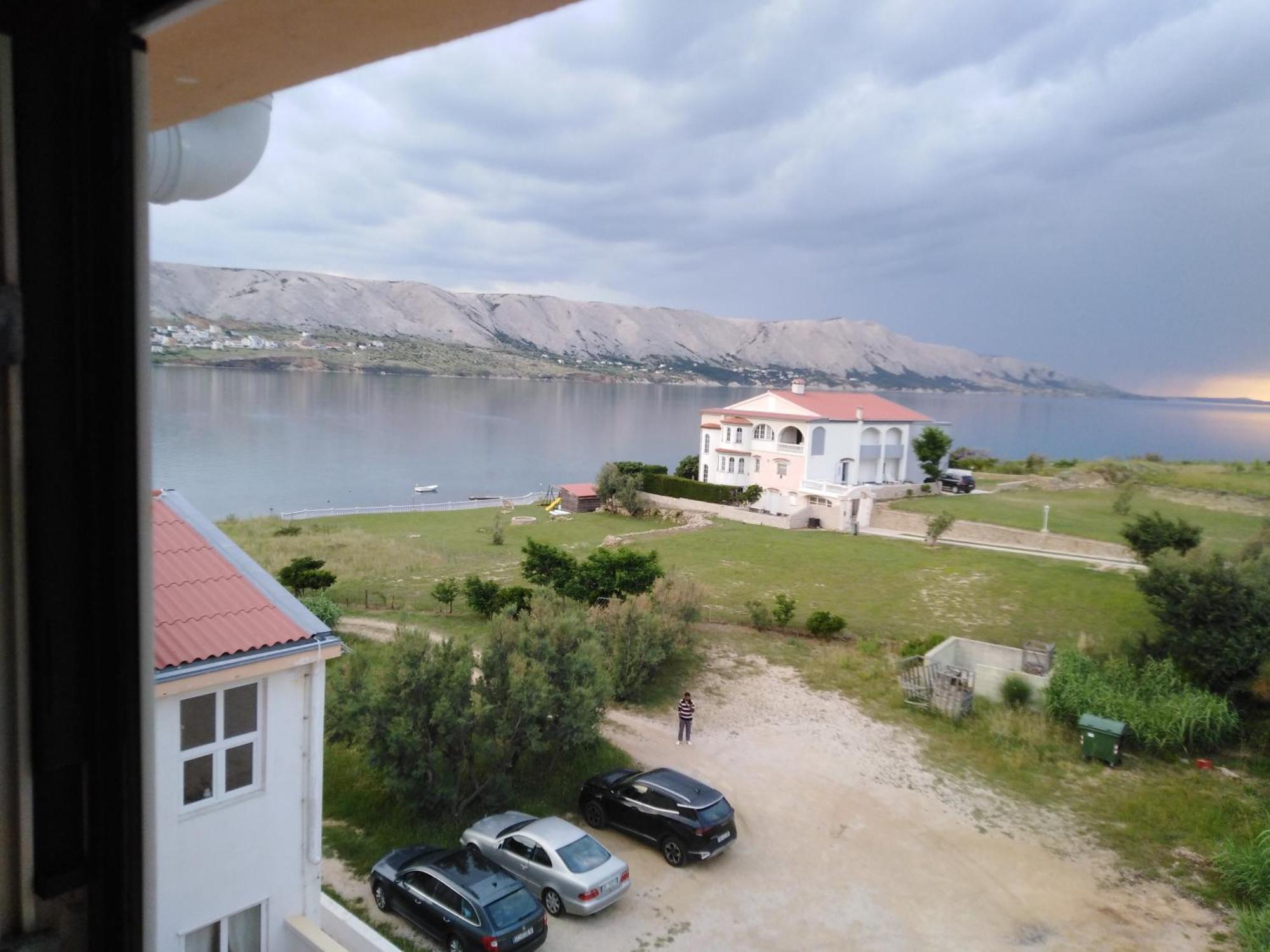 Tonino Apartments Pag Town Exterior foto